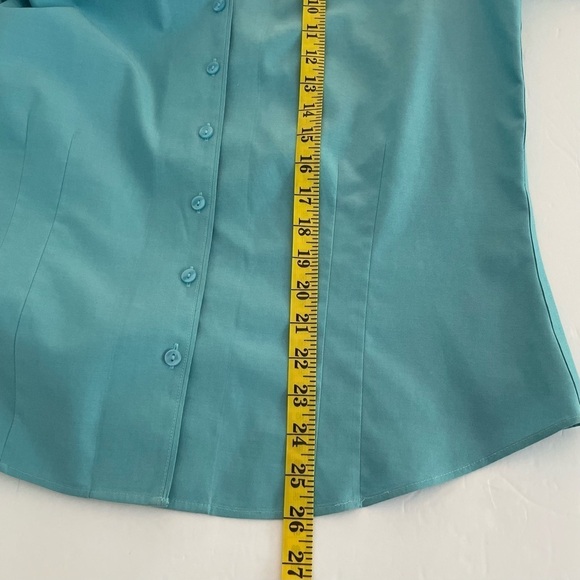 Coldwater Creek Blue Button-Down Shirt, Size M 100% Cotton Officewear Minimalist - Picture 15 of 16